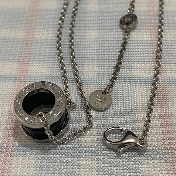 Bvlgari Silver Chain With Iconic Spiral Black Ceramic Pendant Necklace - Picture 2 of 6